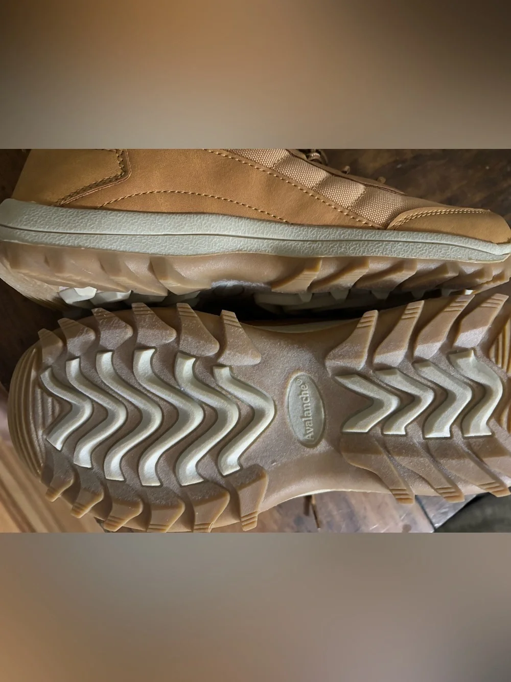 Avalanche Women's Size 8 Camel Color Cliff Hiking Shoes NWOB